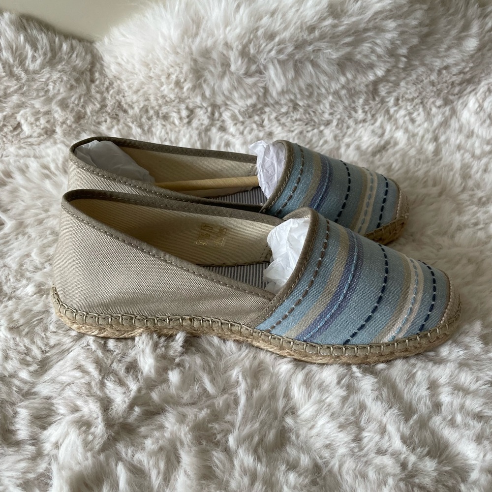 Vidorreta spanish made hand stitched espadrille beige/blue stripes 7-7.5 (38EU) - Picture 7 of 13